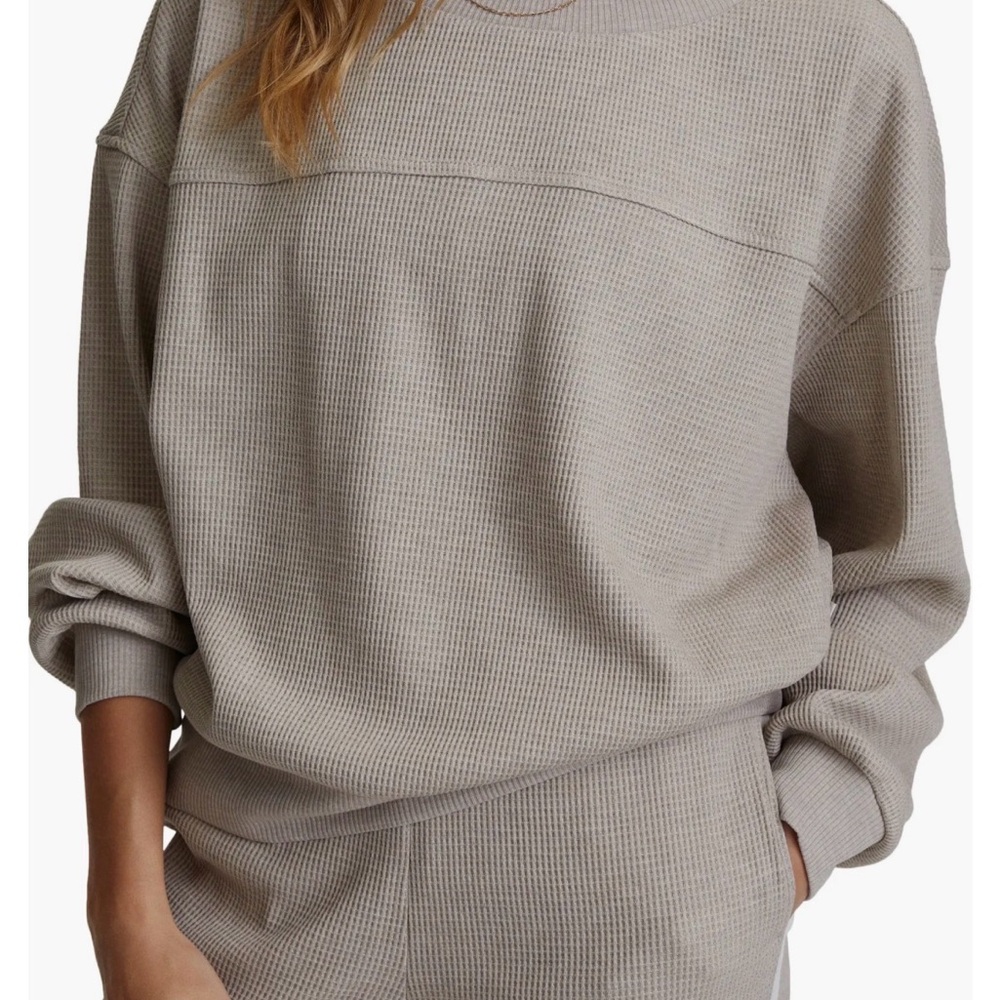 Varley waffle knit sweatshirt Heather Oatmeal Size Medium